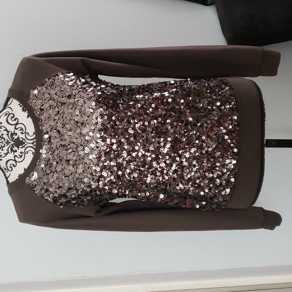 Forever 21 Festive Bronze Sequin Sweatshirt - Picture 12 of 12